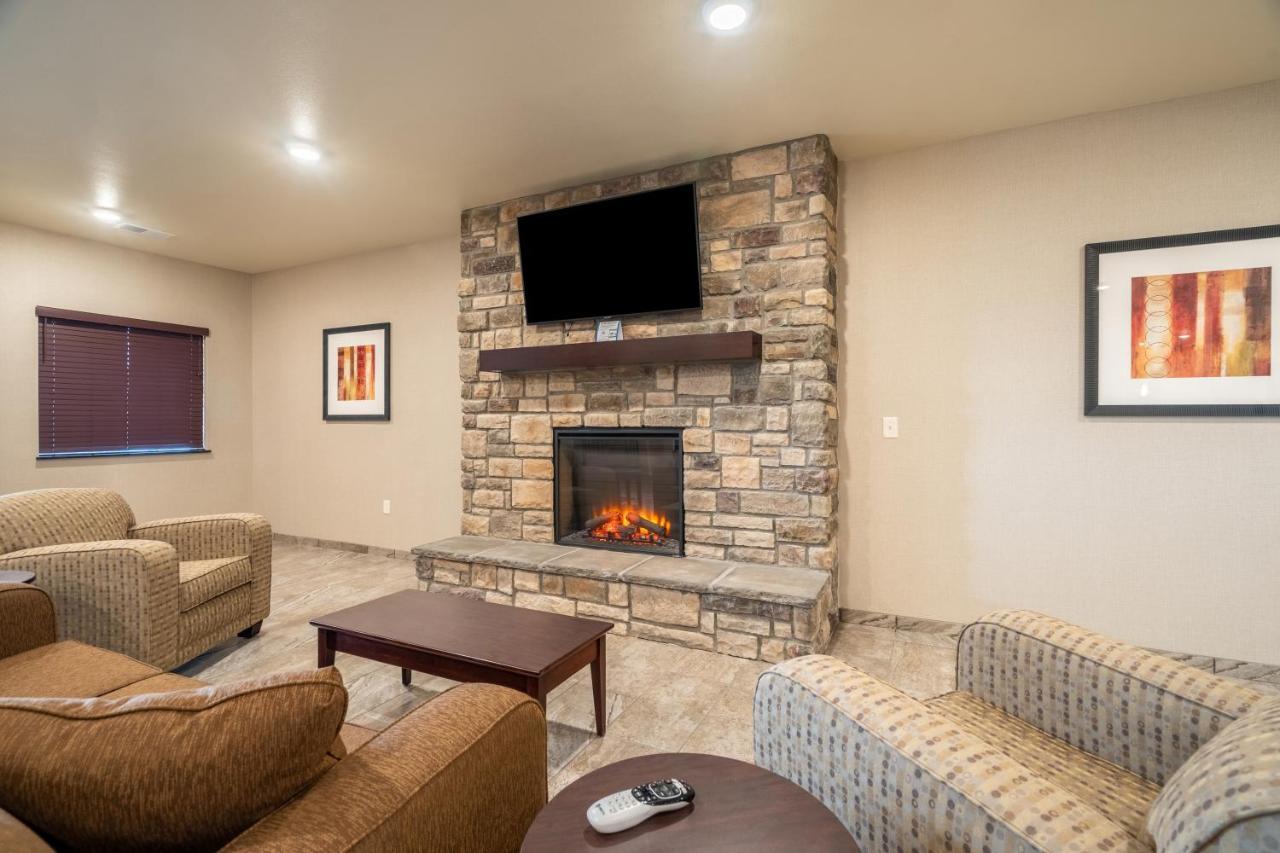 Cobblestone Inn & Suites - Kermit Kültér fotó